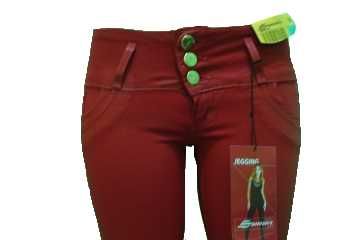 Calça f. tam:38, sawary resinada(parece couro) Ref:001